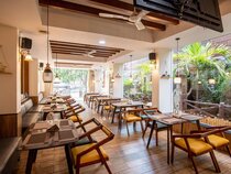 M Square Hotel