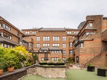 Monarch House Serviced Apartments