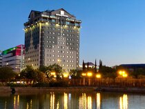 Sevilla Center