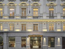 The Julius Prague