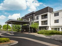 Courtyard Boulder Longmont
