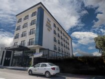 Angel's Park Hotel