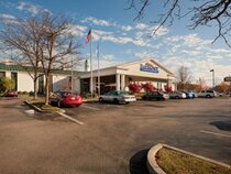 Baymont Inn & Suites Louisville Airport South