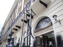 Rose Court Marble Arch