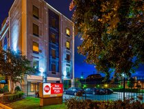 Best Western Plus Gen X Inn