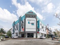 Link Inn by OYO