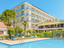 Marina Palace Hotel