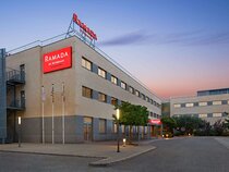 Ramada by Wyndham Valencia Almussafes