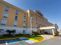 Wyndham Garden Monterrey Aeropuerto