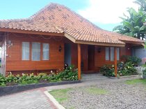 Lembur Incu Syariah Villa by ZUZU