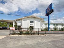 Motel 6 Dallas South