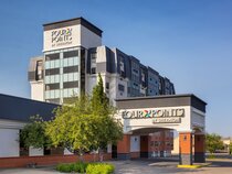 Four Points by Sheraton Edmonton South