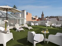 Suites Sevilla Plaza