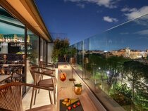 The Independent Suites