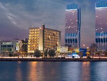 Hilton Garden Inn Izmir Bayrakli