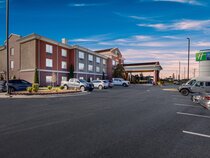 Holiday Inn Express Hotel & Suites Okmulgee