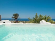 Aqua Serenity Santorini Luxury Suites