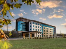 DoubleTree by Hilton Karaka