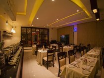 Meneur Hotel