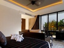 OUTRIGGER Surin Beach Resort