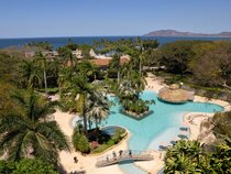 Tamarindo Diria Beach Resort