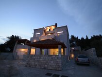 Villa Avantgarde