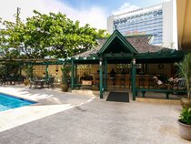 The Courtleigh Hotel & Suites