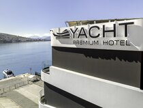 Yacht Premium Hotel