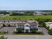 Spark by Hilton Guelph