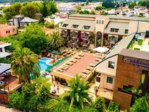 Ambassador Plaza Hotel