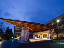 Holiday Inn Express Chicago Downers Grove