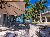 The Anda Mani Khaolak Beachfront Villas