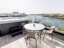 The Londoner Hotel