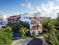 Mystique Holbox