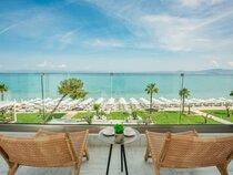 Blue Carpet Luxury Suites