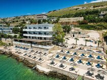Villa Juna Beach