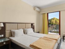 Eleana Hotel