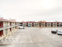 OYO Hotel Hutchinson KS West 4th Ave