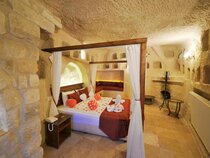 Dedeli Konak Cave Hotel