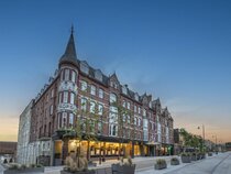 The Metropole Hotel