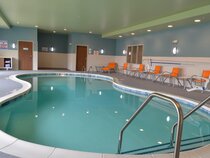 Holiday Inn Express & Suites Raleigh Airport Brier Creek