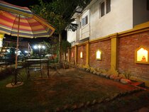 Royal Astoria Hotel