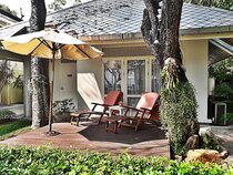 Baan Bayan Beach Hotel