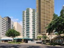 Waikiki Circle Hotel by Castle
