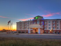 Holiday Inn Express Elk City