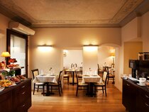 Aparthotel Santi