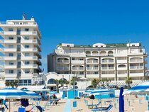 Yes Hotel Touring