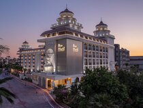 Blue Marlin Deluxe Spa & Resort