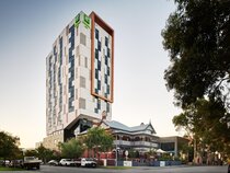 Holiday Inn West Perth