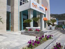 Proxima Hotel